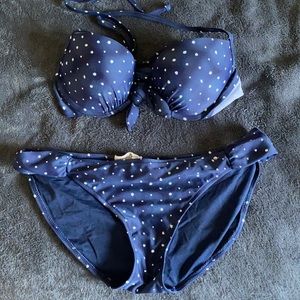 Large bottoms with size 34b slight push up top